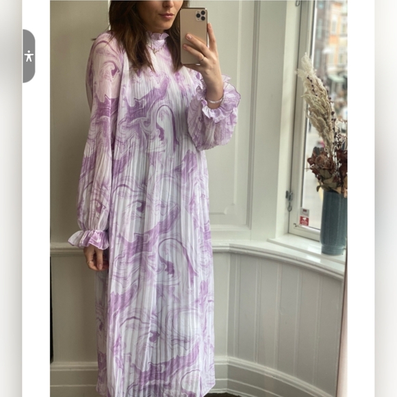 Ganni Purple and White Long Sleeve Mock Neck Dress, new with label - Picture 2 of 11